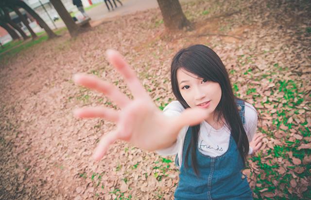 鏡では美人(イケメン)なのに写真だけ不細工に見える心理