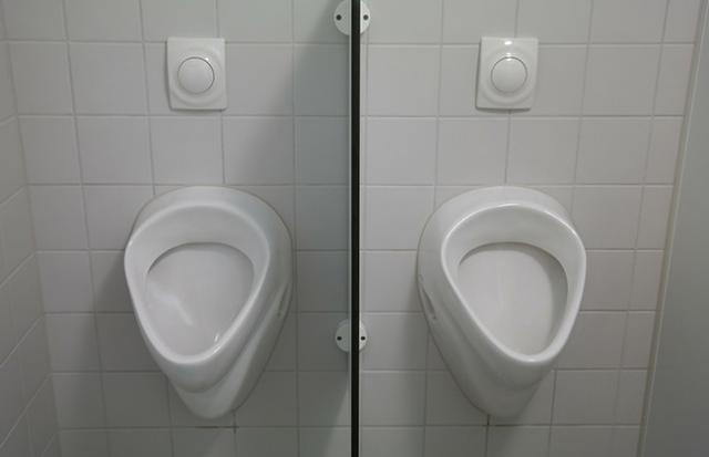 汚れたトイレの夢
