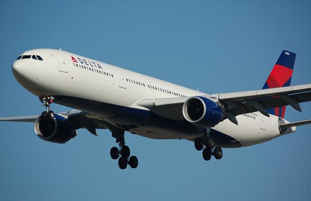 飛行機でで待たされる夢