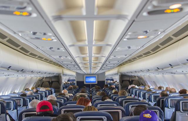 どの飛行機に乗るか迷う夢