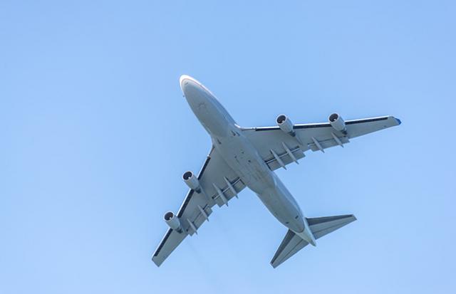 飛行機が墜落して死ぬ夢