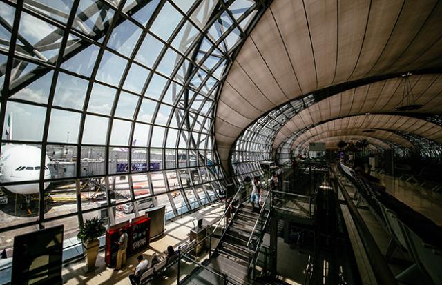 空港で迷子になる夢
