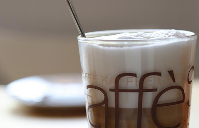 カフェオレをいれてもらう夢